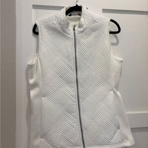 White Quilted Sleeveless Vest with Mississauga Golf Course Logo